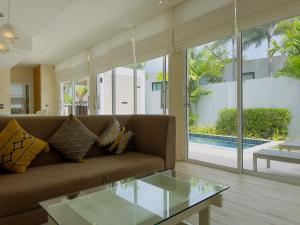 5 Minutes to Naiharn Beach, Private, Quiet and Cozy