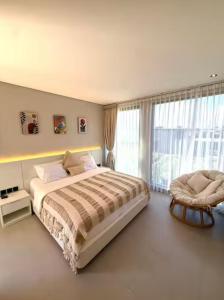 Antorini Villa Unit 2 - Cozy & Modern Villa