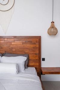 Villa Tombak - A Stylish & Modern 2BR Villa