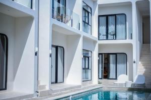 Cozy 1 Bedroom Apartment in Nelayan with Pool Access