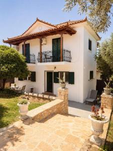 Villa Con Fiore