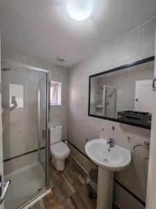 Standard Single Room with Shared Bathroom