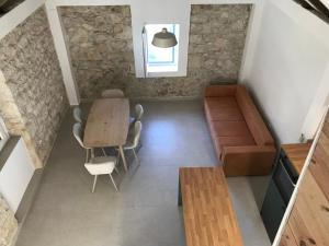 HOLIDAY HOME m&n