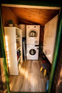 Hiška Miru Peace Cabin