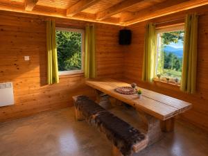 Hiška Miru Peace Cabin