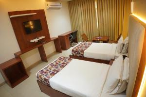 Hotel Grand Riviera