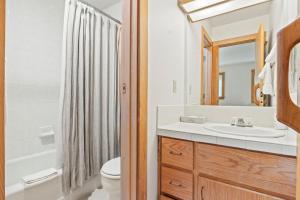 RMR: Rendezvous A1 Condo in Teton Village