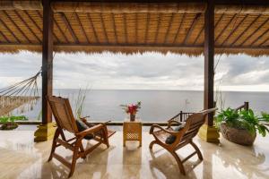 Private Deluxe Villa 20 m Infinitypool Ocean Front