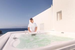 Deluxe Double Room with Outdoor Hot Tub and Partial Sea View
