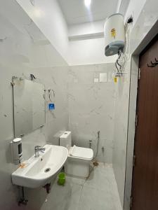 Hotel Green Apple - Green Park Metro