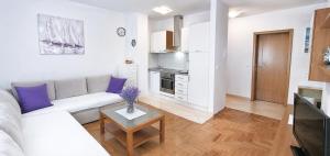 Malinska Apartment Conty