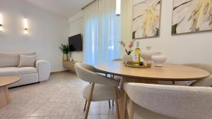 Vento Coastal Suite by Horizon Homes