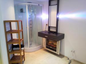 Comfortable Apartment in Waterloo with Jacuzzi - 78m²