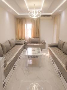 Bright apartment in Marina Smir, sea view and shared pool