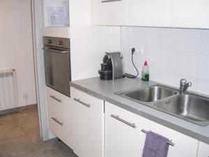 Charming Apartment in Palamós with Sea View and Terrace - 65 sqm