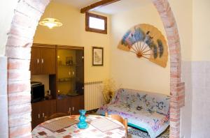 Charming Apartment in Massa Marittima, Shared Pool