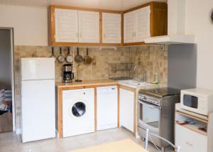 Appartement charmant à Selonnet avec piscine partagée et vue