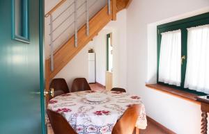 Comfy house in Crotone, fenced garden