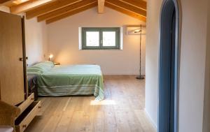 Comfy house in Crotone, fenced garden
