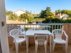 Studio charmant à Hyères - 20 m² - Terrasse accueillante