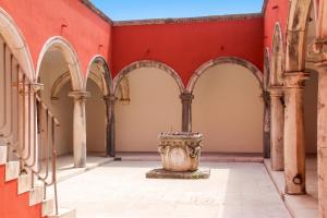 Comfy apartment in Vrsi with fenced garden