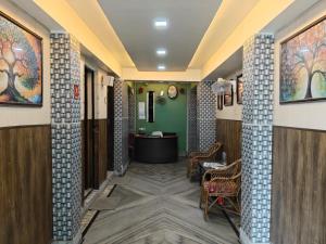 Amit Hotel