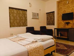 Amit Hotel