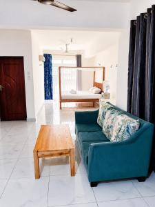 Elegant & Spacious Studio Bnb In Kisimani Heights Apt, Mombasa