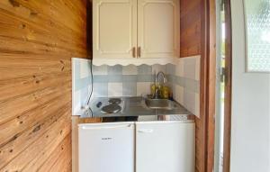 1 Bedroom Gorgeous Home In Byxelkrok