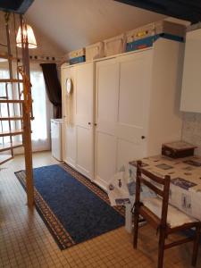 duplex rez-de-jardin 300m de port, commerces, plage