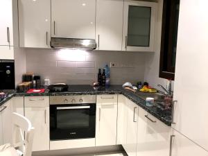 Cozy and Stylish 1BR Retreat Perfect for Short Stay