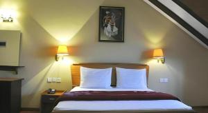Stamford Star Hotel