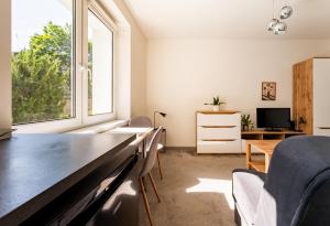 Gdynia Główna Homely Studio by BookingHost