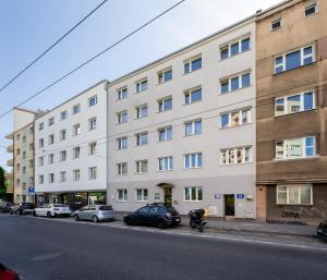 Gdynia Główna Homely Studio by BookingHost