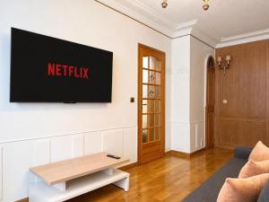 Lovely 1BR Apartment in Paris 17 Near Metro
