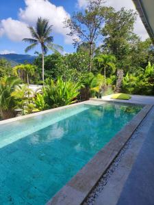 Sunny Villa Tropical Luxury 4BR Pool Villa
