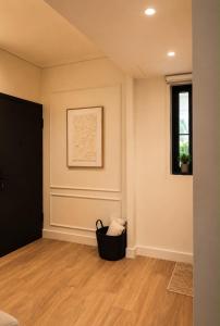 Manto Boutique Studio, walk to the Acropolis
