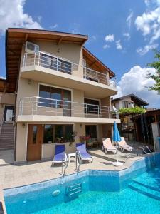 Villa "MEGGI" Овчаровски плаж - басейн, барбекю