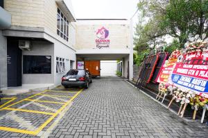 Dzawani Syariah Rajawali near Pakuwon Mall RedPartner