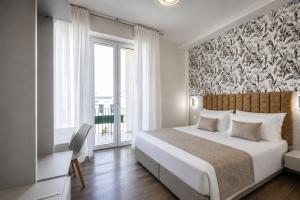 Seven Suites Florence near station