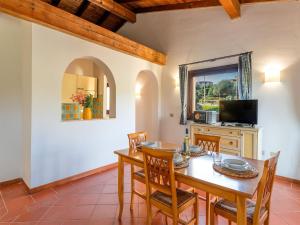Cozy flat with pool near Stintino