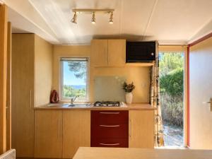 Le Romarin, mobil-home climatisé avec vue sur la mer