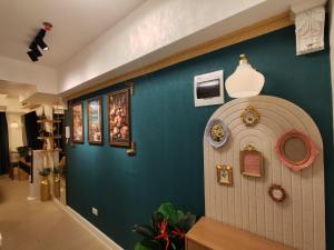 CA Smart Staycation at Azure North