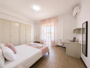 -150m dal mare- balcone, WiFi, parcheggio 6 posti