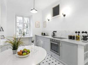 Urban Chic - Great Location- Warsaw Stays - Mostowa