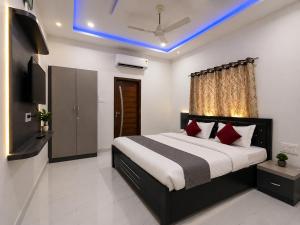 Landmark Hotel