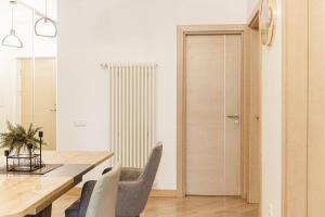 Stylish 2BR in Prime Old Riga Location, Sleeps 6