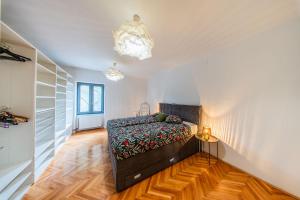 Flexible SelfCheckIns Zagreb 277 - 2 Bedroom Apartment - Backyard - Parking