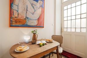 Cozy Artsy Duplex Studio Near the Great Synagogue