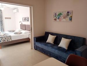 Danae Apartments